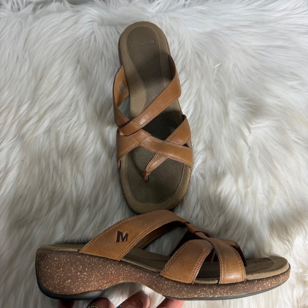 Merrell Sundial Cross Tan Leather Wedge Thong Sandals Womens 9 J46858